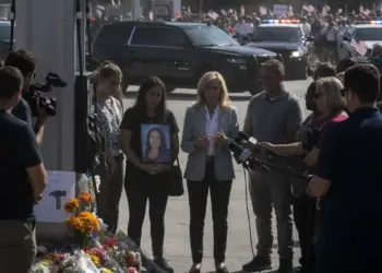 Tragic Florida Hammer Attack Becomes Central Flashpoint in Border Policy Clash